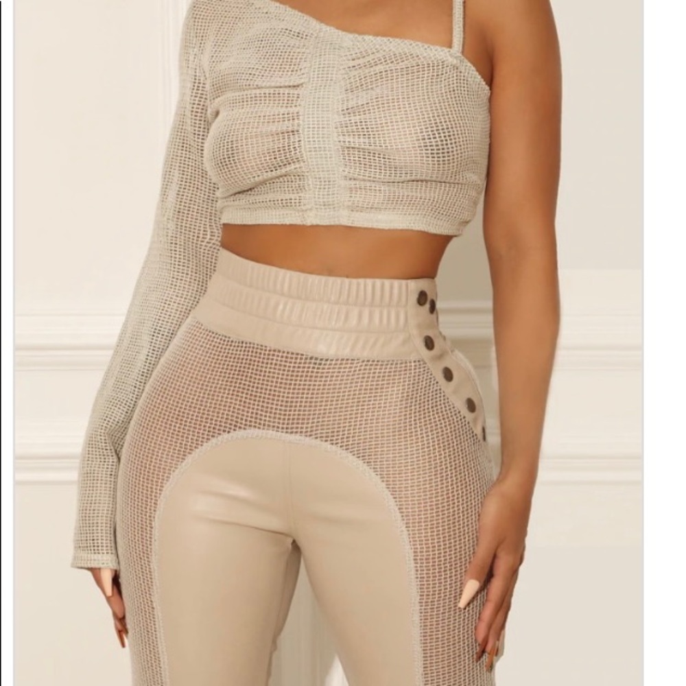 Ricki Brazil set size small